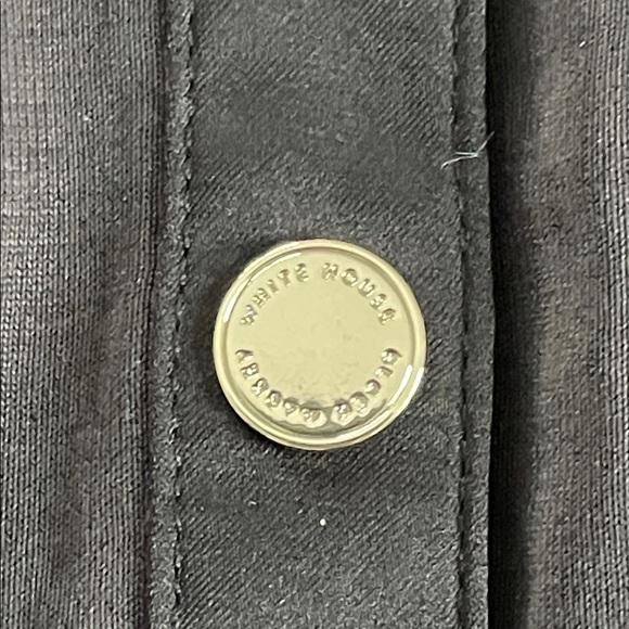 White House Black Market Blouse - Picture 3 of 9